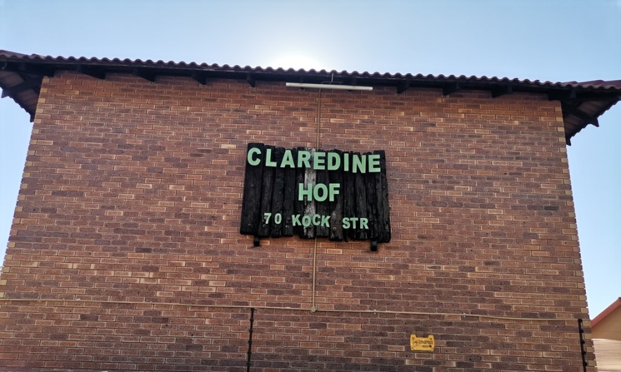 1 Bedroom Property for Sale in Rustenburg Central North West